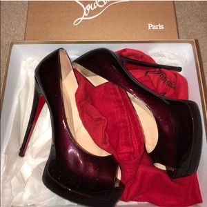 Palais Royal pearl plum